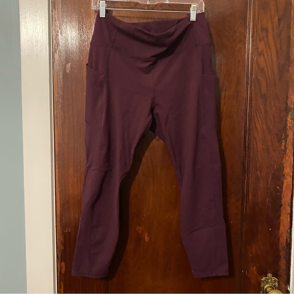 Fabletics Oasis PureLuxe High-Waisted 7/8 Legging
